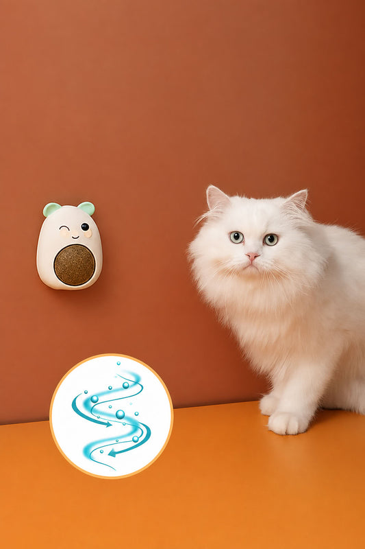 Panda model yapışkanlı catnip top 8 cm, duvara yapışan kedi nanesi topu ve kediler için yalama oyuncağı